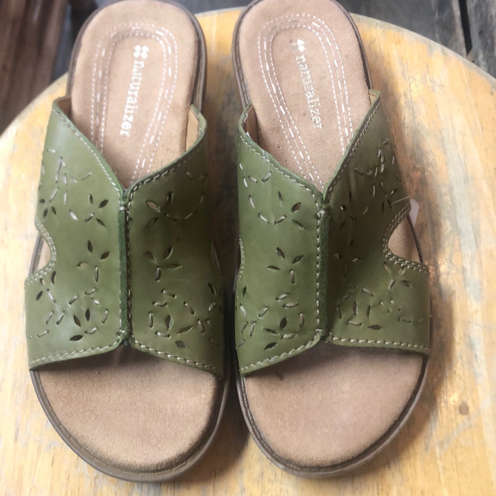 Women’s slip on shoes